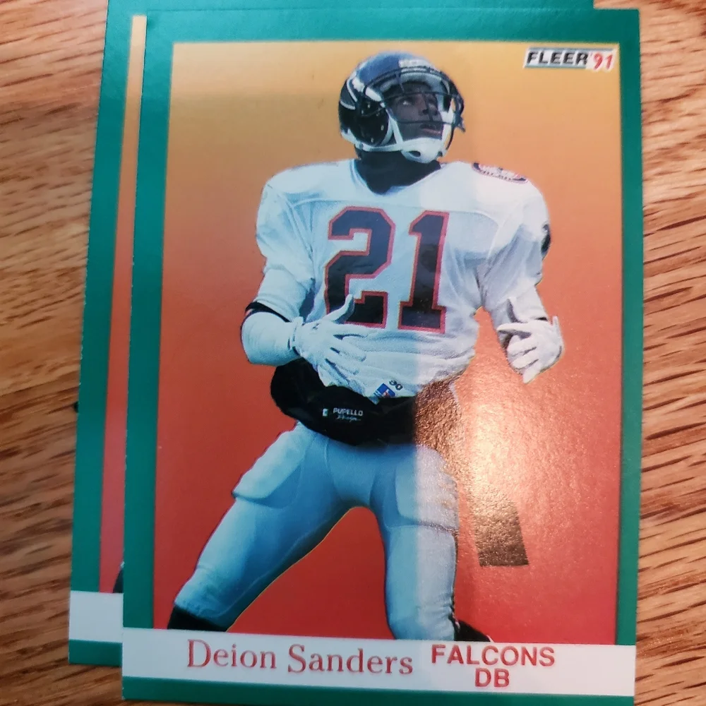 Football Cards - Picture 7 of 16